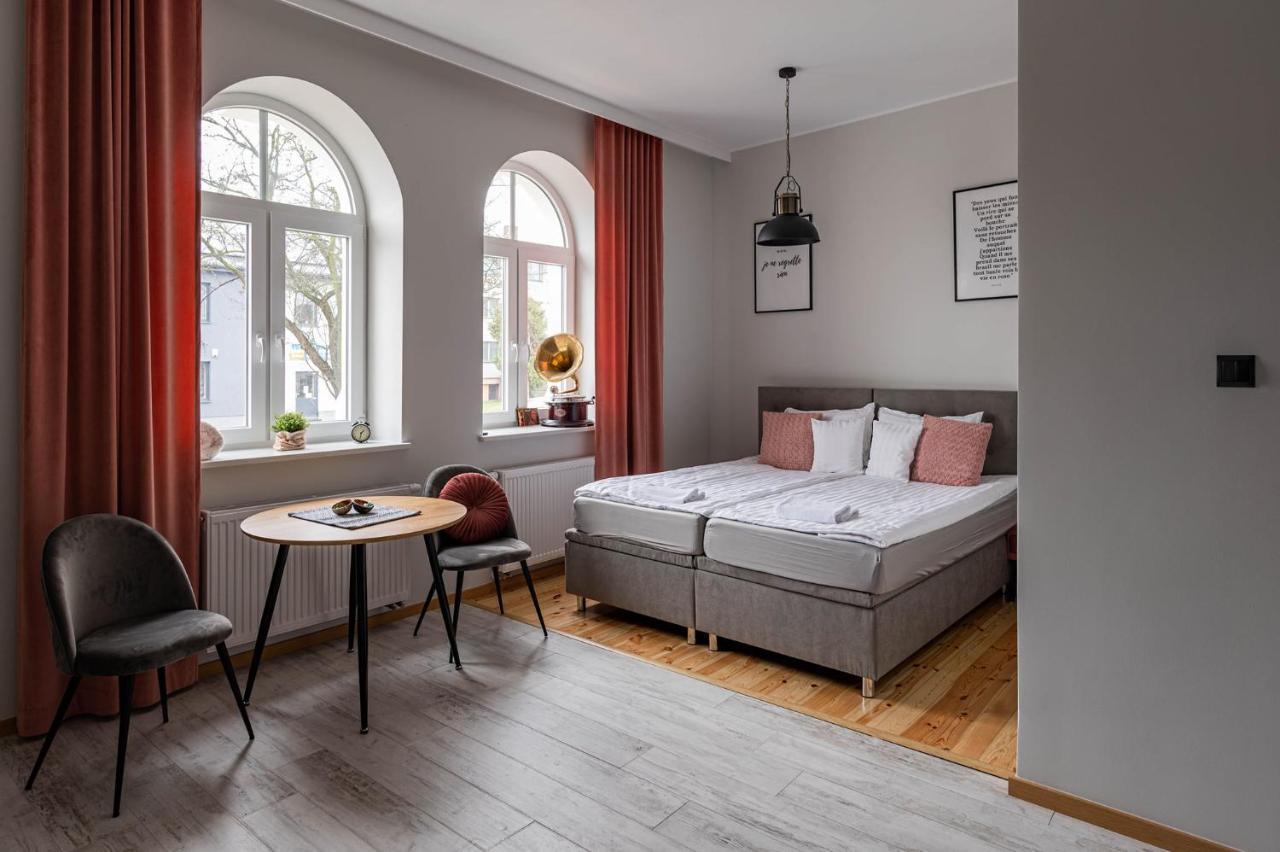 Apartamenty W Kamienicy Серадз Экстерьер фото